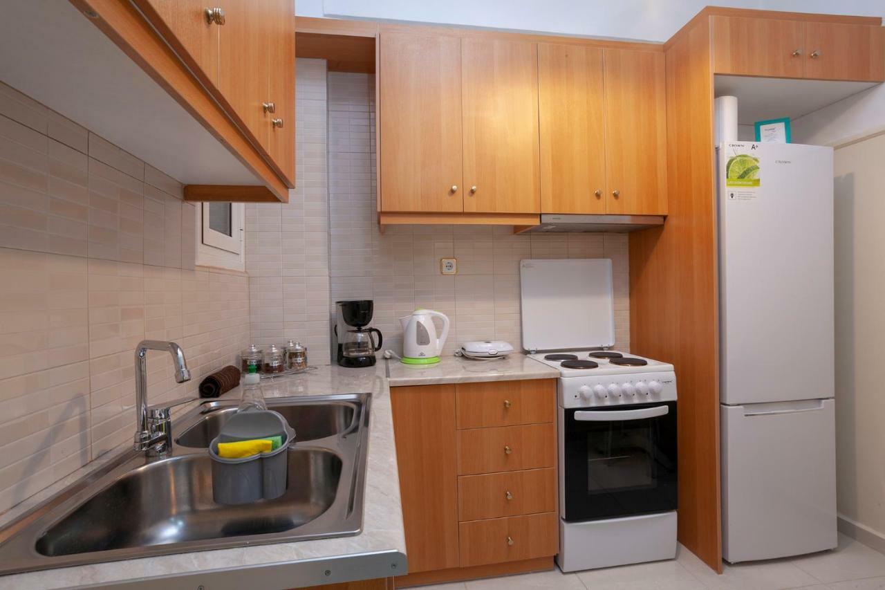 Апартаменты Renovated And Cool Flat In Ideal Location Афины Экстерьер фото