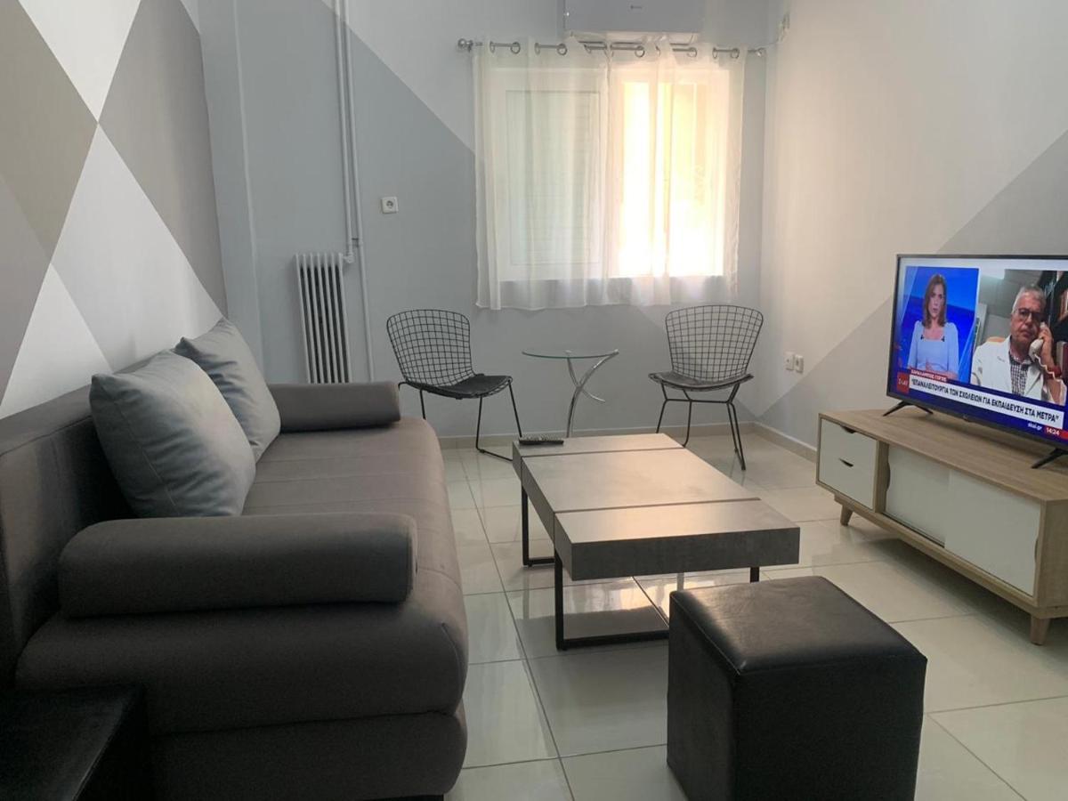 Апартаменты Renovated And Cool Flat In Ideal Location Афины Экстерьер фото